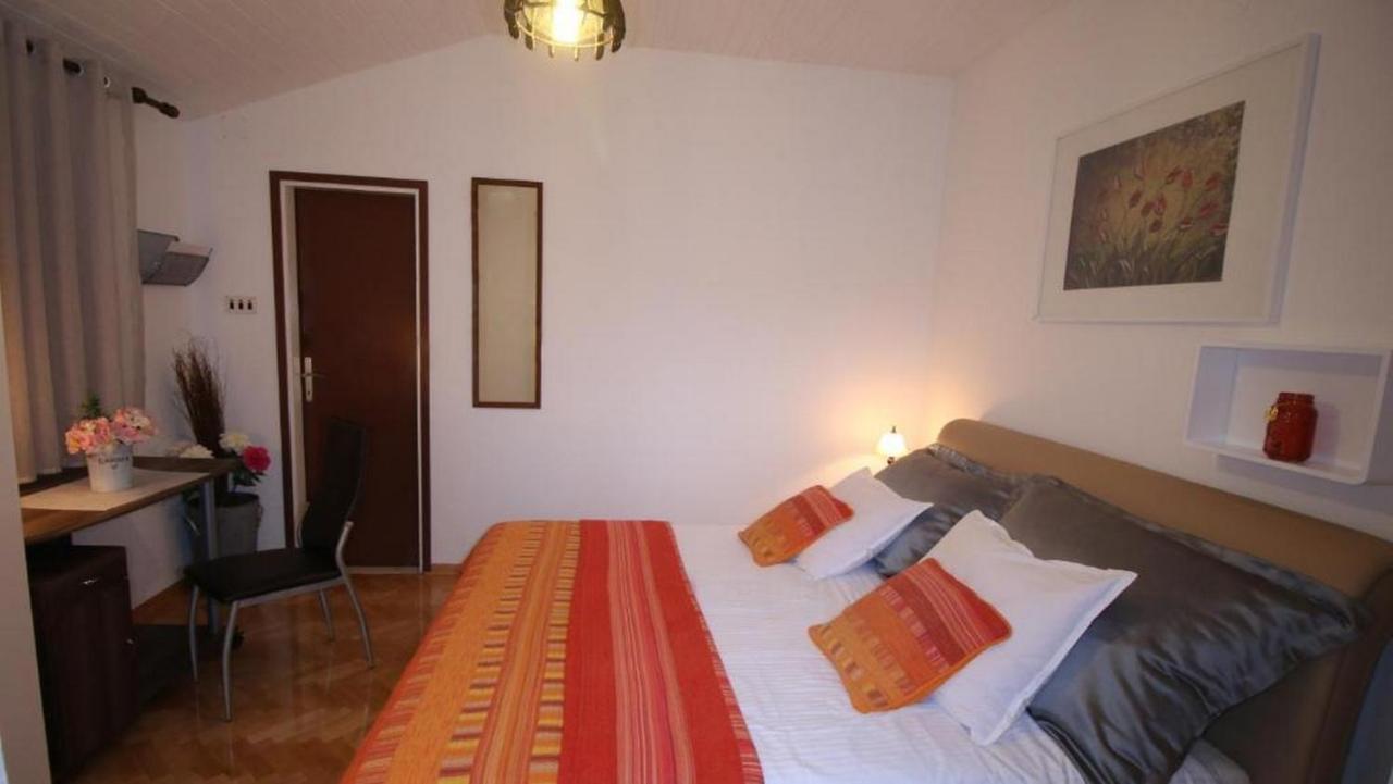 Villa Renipol Adults Only 苏提万 外观 照片