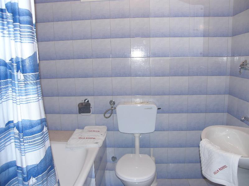 Villa Renipol Adults Only 苏提万 外观 照片